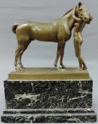 Erich SCHMIDT-KESTNER (1877 - 1941). Amazone mit Pferd. 26 cm Gesamthöhe. Metallguss, Bronze, auf