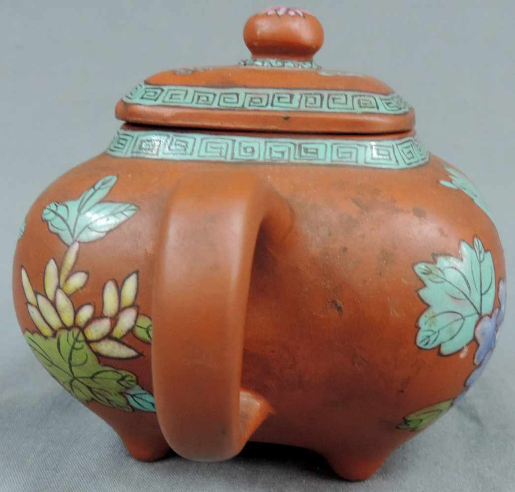 Teekanne, Yixing. China. Ton. Alt um 1930. Signiert. 19 cm lang. Teapot, Yixing. China. Clay. Old - Image 4 of 5