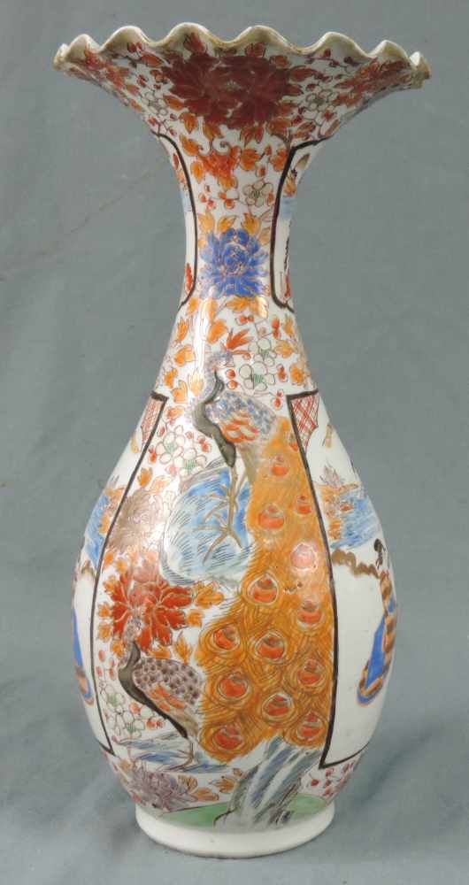 Imari Porzellanvase Japan. Alt, um 1890. 38 cm hoch. Imari porcelain vase Japan. Old, around 1890. - Image 4 of 8