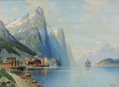 Carl BERTOLD (1870 -?). Fjord mit Dorf und Segelschiffen. 56 cm x 76 cm. Gemälde. Öl auf Leinwand.