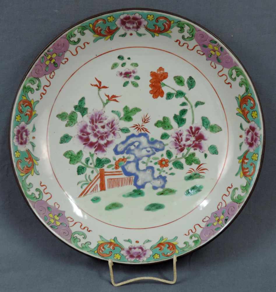 Teller Porzellan China, alt. Qing. 34,5 cm Durchmesser. Plate porcelain China, old. Qing. 34.5 cm in