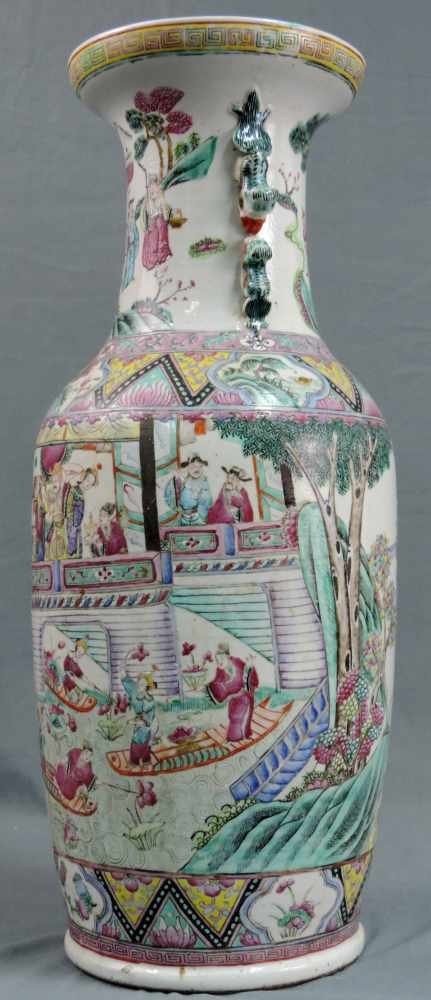 Vase, China, wohl Republik. Porzellan. 62 cm hoch. Vase, china, probably republic. Porcelain. 62 - Image 7 of 12