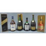 6 Flaschen Cognac Frankreich. 3 x Remy Martin V.S.O.P., 1 x Martel ***, 1 x Bisquit ***, 1 x