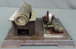 Modell Dampfmaschine. Wohl Wilesco. 26 cm x 20 cm. Steam engine proably by Wilesco. 26 cm x 20 cm.