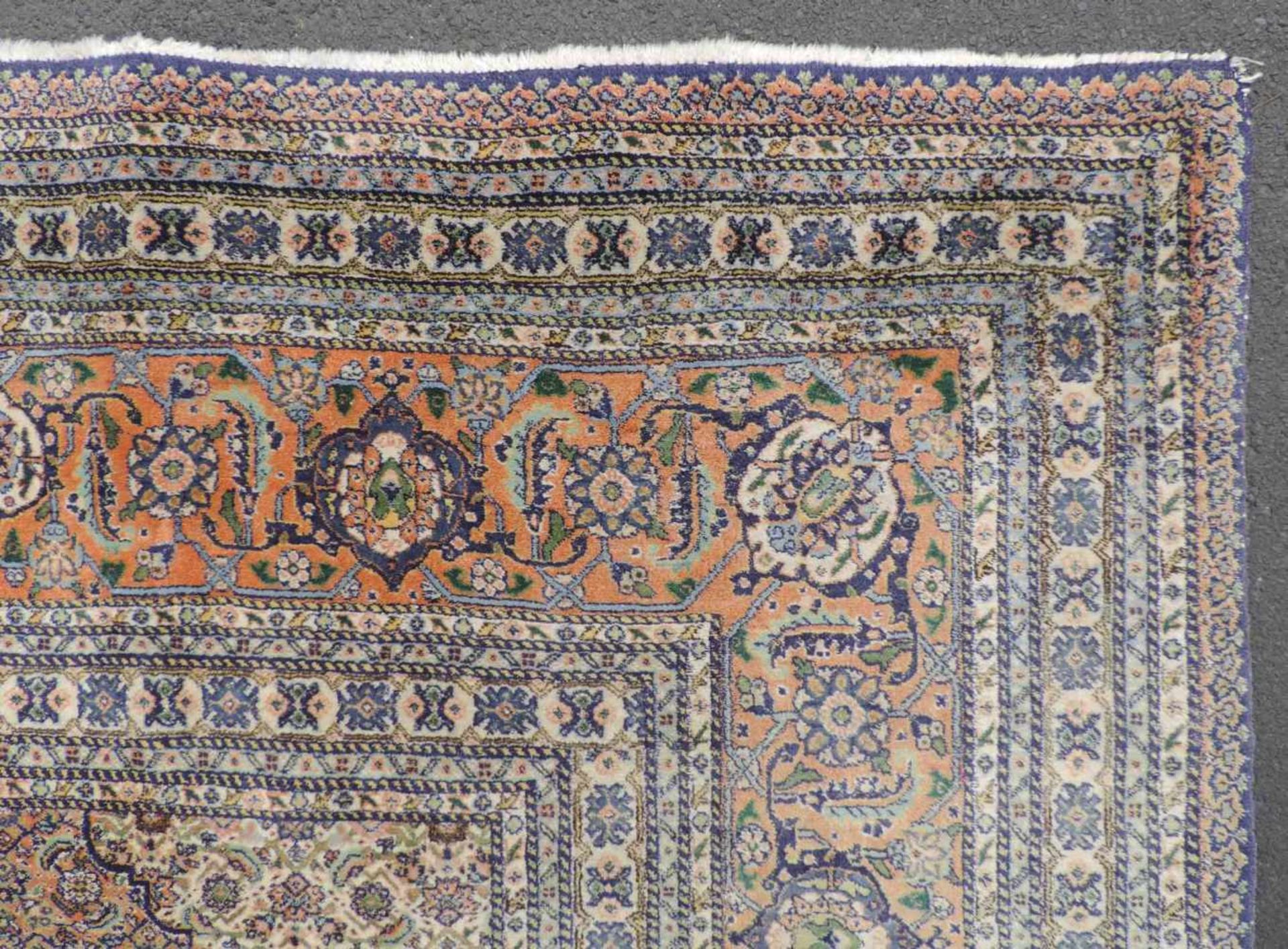 Täbriz Mahi Perserteppich. Iran. Sehr feine Knüpfung. 400 cm x 317 cm. Handgeknüpft. Korkwolle auf - Bild 7 aus 9
