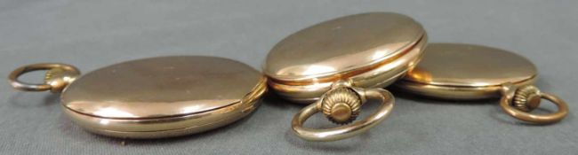 3 Taschenuhren 585 Gold 19. - 20. Jahrhundert. Funktion nicht geprüft. Zustand und Maße siehe Fotos.