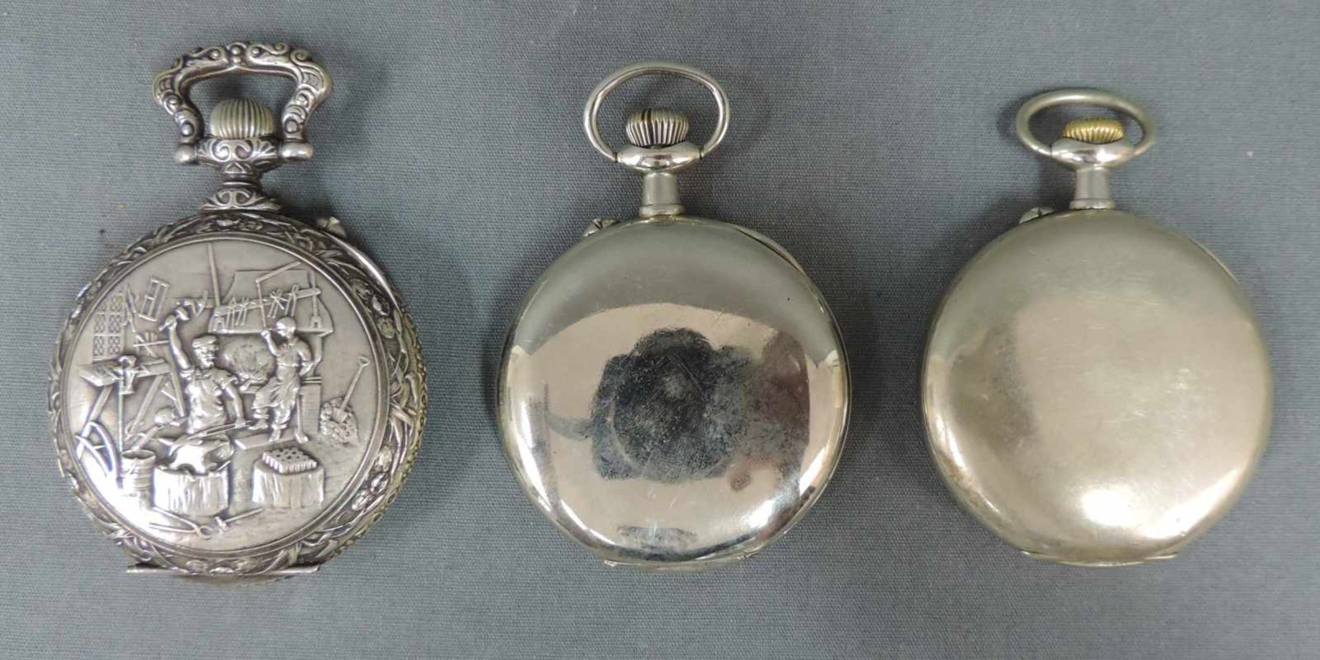 Drei Taschenuhren. Wohl 19. Jahrhundert 3 Pocket watches. - Bild 3 aus 5