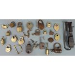Sammlung von 22 Schlössern. Collection of 22 locks.