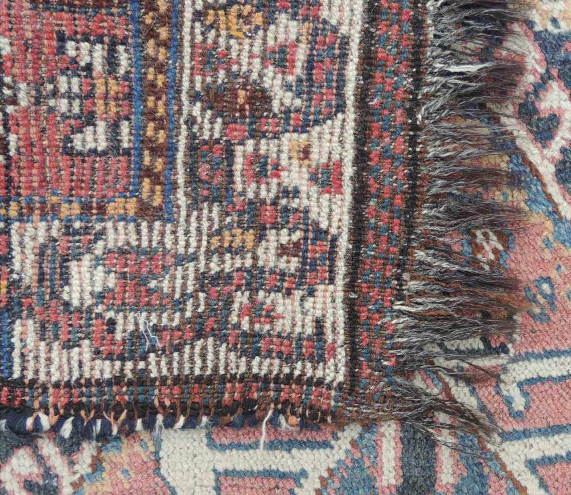Schiraz Stammesteppich. Iran, alt um 1930. 190 cm x 102 cm. Handgeknüpft. Wolle auf Wolle. Shiraz - Bild 8 aus 9