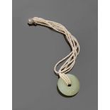 NECKLACE to three threads of microperle, with leaning disk in jade and lock to circular outline with
