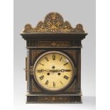 AN UNUSUAL TABLE CLOCK, 19TH CENTURY with cash in lacquered wood with faux metal, decorated with