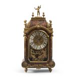 BOULLE STYLE TABLE CLOCK, FRANCE EARLY 20TH CENTURY with box in wood plated in turtle and finishes