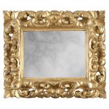 SMALL GILT WOOD WATER MIRROR, 18TH CENTURY Measures cm. 59 x 50. PICCOLA SPECCHIERA IN LEGNO DORATO,