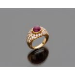 RING in yellow gold 18 kts., to dome with ruby central oval cut and pavè of diamonds. Steals ct. 1.
