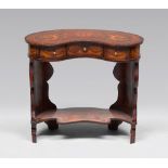 BEAN WRITING DESK, EARLY 20TH CENTURY eighteenth-century style in mahogany, entirely inlaid with