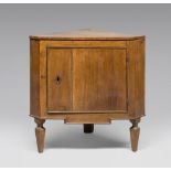 A SMALL WALNUT CORNER CUPBOARD, LATE 18TH CENTURY to a counter on the front and line angles