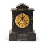 MARBLE TABLE CLOCK, EARLY 20TH CENTURY with architectural outline and quadrant. Measures cm. 32 x