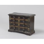 WALNUT MODEL OF CHEST-OF-DRAWERS, NORTHERN ITALY ELEMENTS OF THE 18TH CENTURY to four drawers with