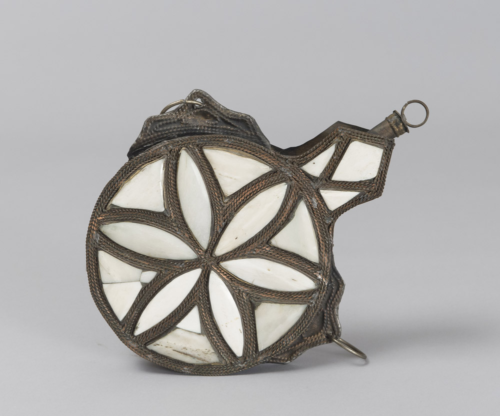 ARAB GUNPOWDER CONTAINER, FIRST HALF OF 20TH CENTURY