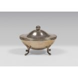 SILVER SUGAR BOWL, PUNCH VENICE REPUBLIC, LATE 18TH CENTURY to oval outline, with smooth body. Feral