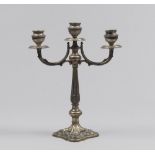 SILVER CANDLESTICK, EARLY 20TH CENTURY Measures cm. 40 x 33 x 17, weight gr. 602. CANDELABRO IN