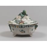 MAIOLICA TUREEN, CERRETO LATE 18TH CENTURY to white enamel, green and ochre, with decorum to