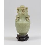 A CHINESE JADE VASE, 19TH CENTURY Measures cm. 12 x 6. PICCOLO VASO IN GIADA, CINA XIX SECOLO