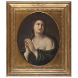 ITALIAN PAINTER, LATE 19TH CENTURY PRAYING GIRL Oil on oval canvas, cm. 34 x 27 Gilded frame PITTORE