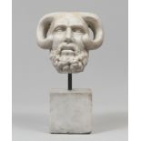 ITALIAN SCULPTOR, 18TH CENTURY HEAD OF FAUN Sculpture in white marble, cm. 25 x 28 x 23 Cubic base