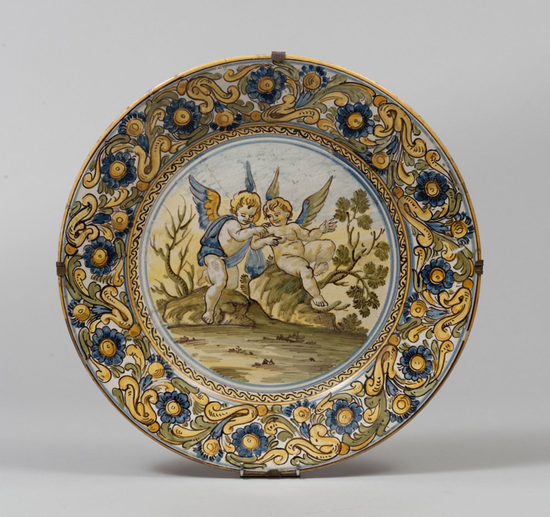 GREAT MAIOLICA DISH, NAPLES LATE 19TH CENTURY