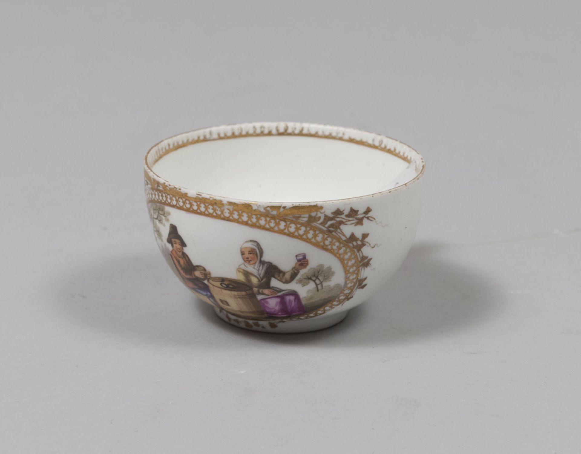 PORCELAIN CUP, MEISSEN 19TH CENTURY