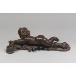 WOOD SCULPTURE FIGURE, 18TH CENTURY representing putto expanse on shoot. Measures cm. 25 x 55 x