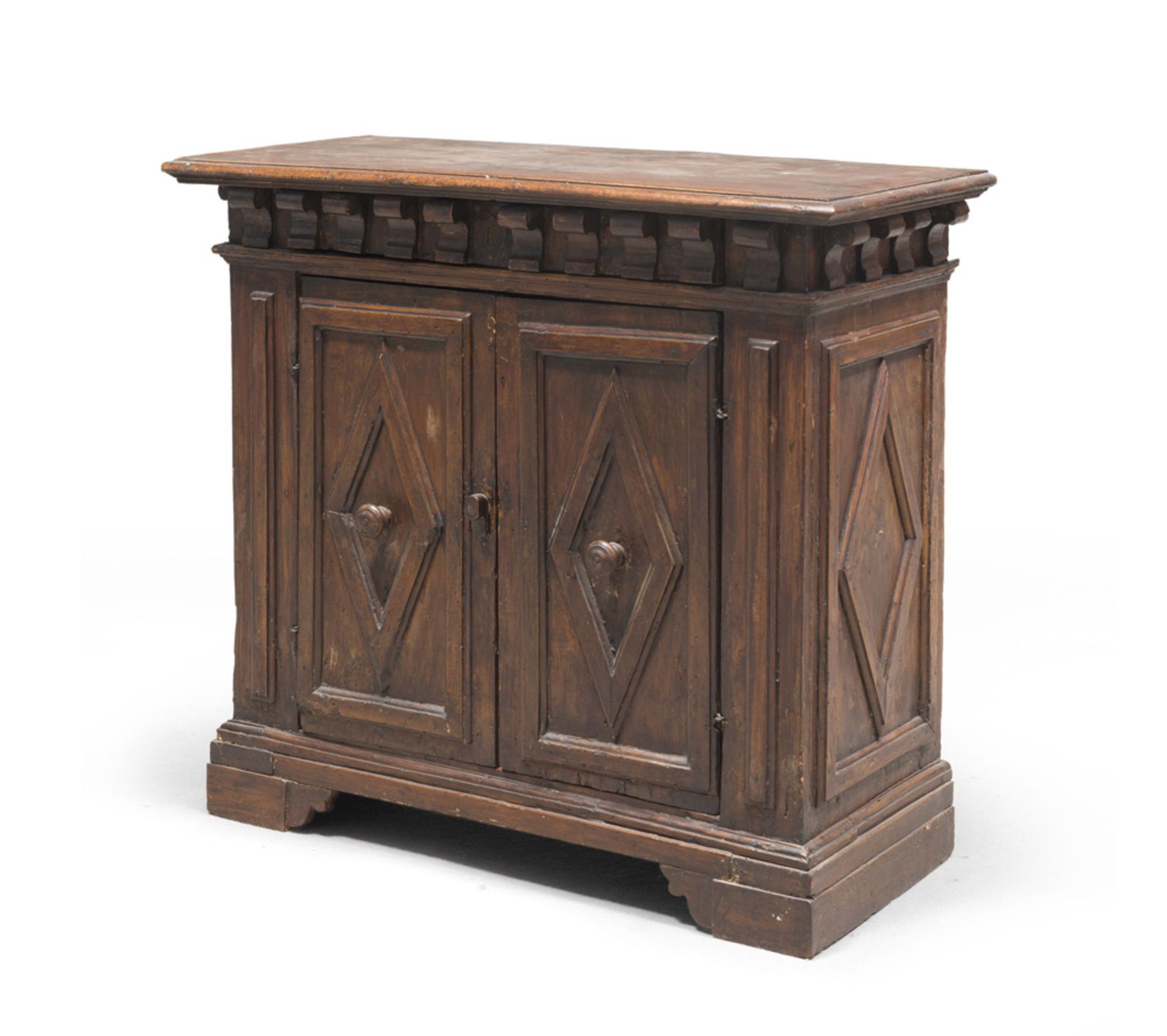 SMALL CHESTNUT TREE CABINET, SOUTHERN ITALY 18TH CENTURY front with two counters, underlined by