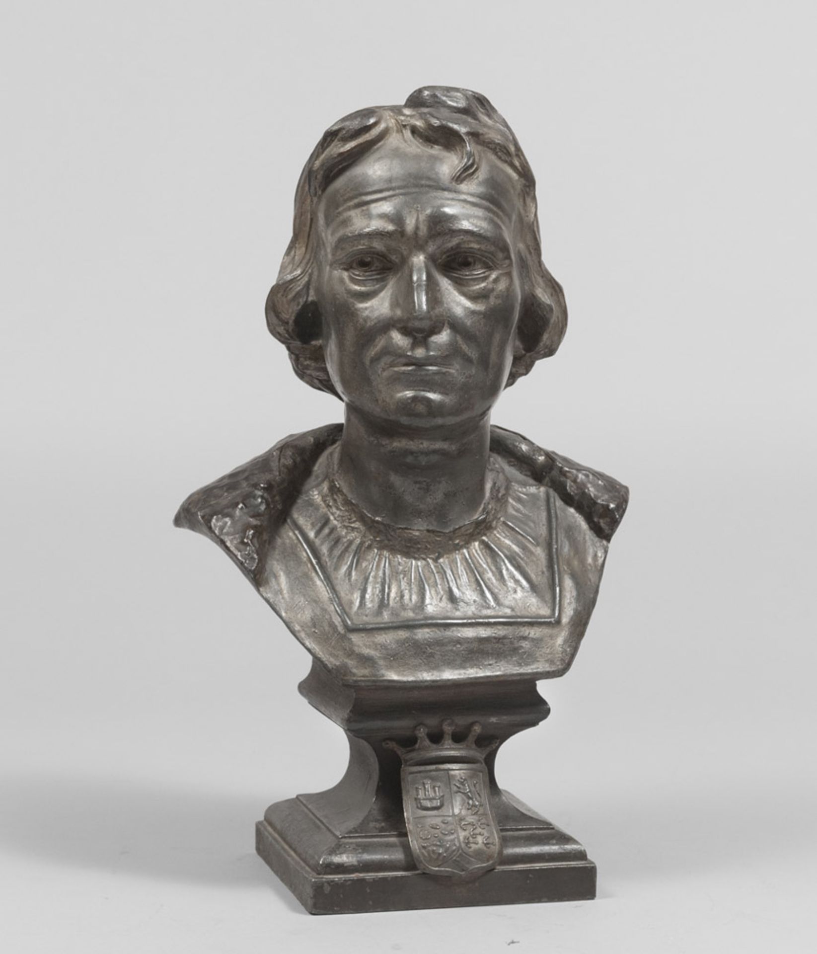 Genoese sculptor, late 19th century. Cristoforo Columbus. Burnished patina bronze bust, cm. 48 x