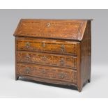 Cherry veneer with rosewood and boxwood and inlays made of elm Flip-top-cabinet, Piedmont 18th