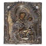 Russian school, 19th century. Virgin Odigitria. Icon to temper on wood, cm. 31 x 29.SCUOLA RUSSA,