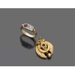 Yellow gold 18 kt. pendant and ring, with ruby and diamond cut rosé. Diameter cm. 2, total weight