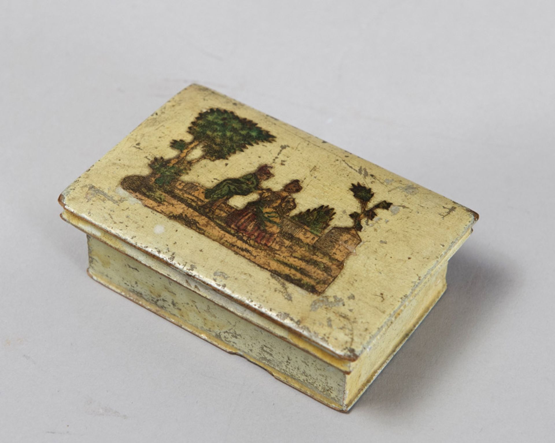 Lacquered wood Casket, poor art, Venice early 19th century. Measures cm. 3,5 x 9 x 6.PICCOLO