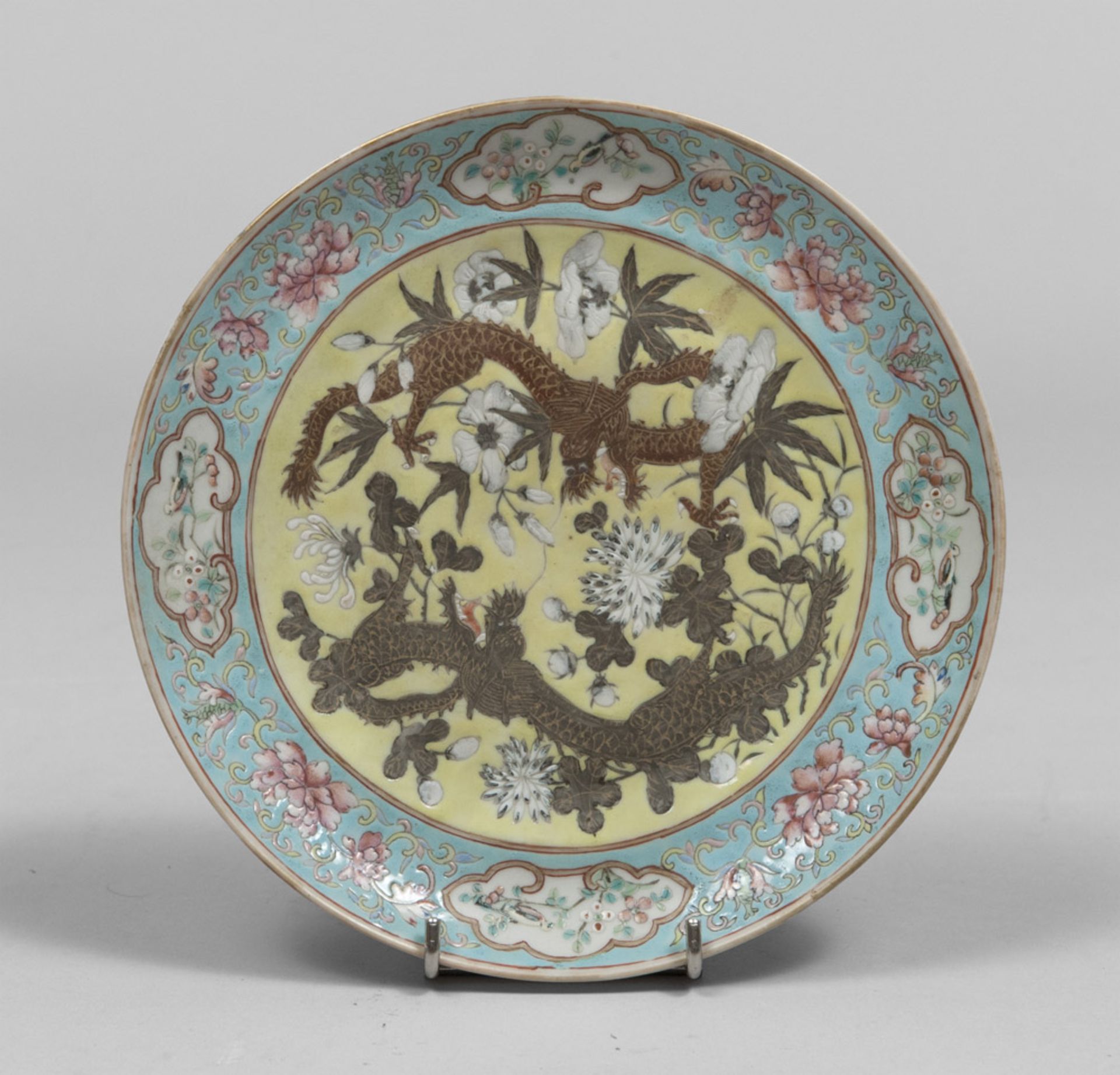 PORCELAIN DISH, CHINA EARLY 20TH CENTURY +