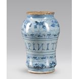 Maiolica pharmacy vase with registration 'DIAPINITE', Faenza 17th century. Dated 1602. Measures