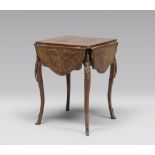 SMALL WINGED TABLE, MID 20TH CENTURY in mahogany, with rich inlays of fruit trees. Arched legs,