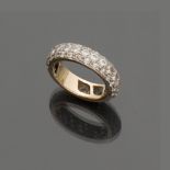 BAND RING in white gold 18 kt., with a diamond band. diamond ct. Approx. 1.60, total weight gr. 5.