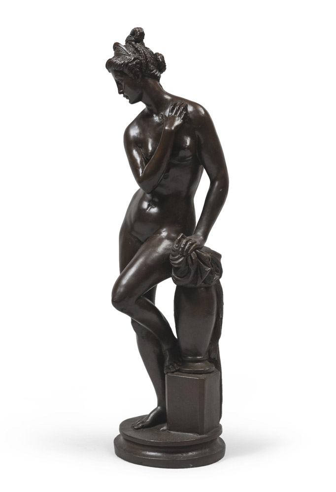 ITALIAN SCULPTURE, 19TH CENTURY VENUS Burnished bronze sculpture, cm. 39 x 11 x 12 Unsigned SCULTORE