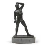 ITALIAN SCULPTOR, 20TH CENTURY ATHLETE Burnished bronze sculpture, h. cm. 27 Not signed Gray