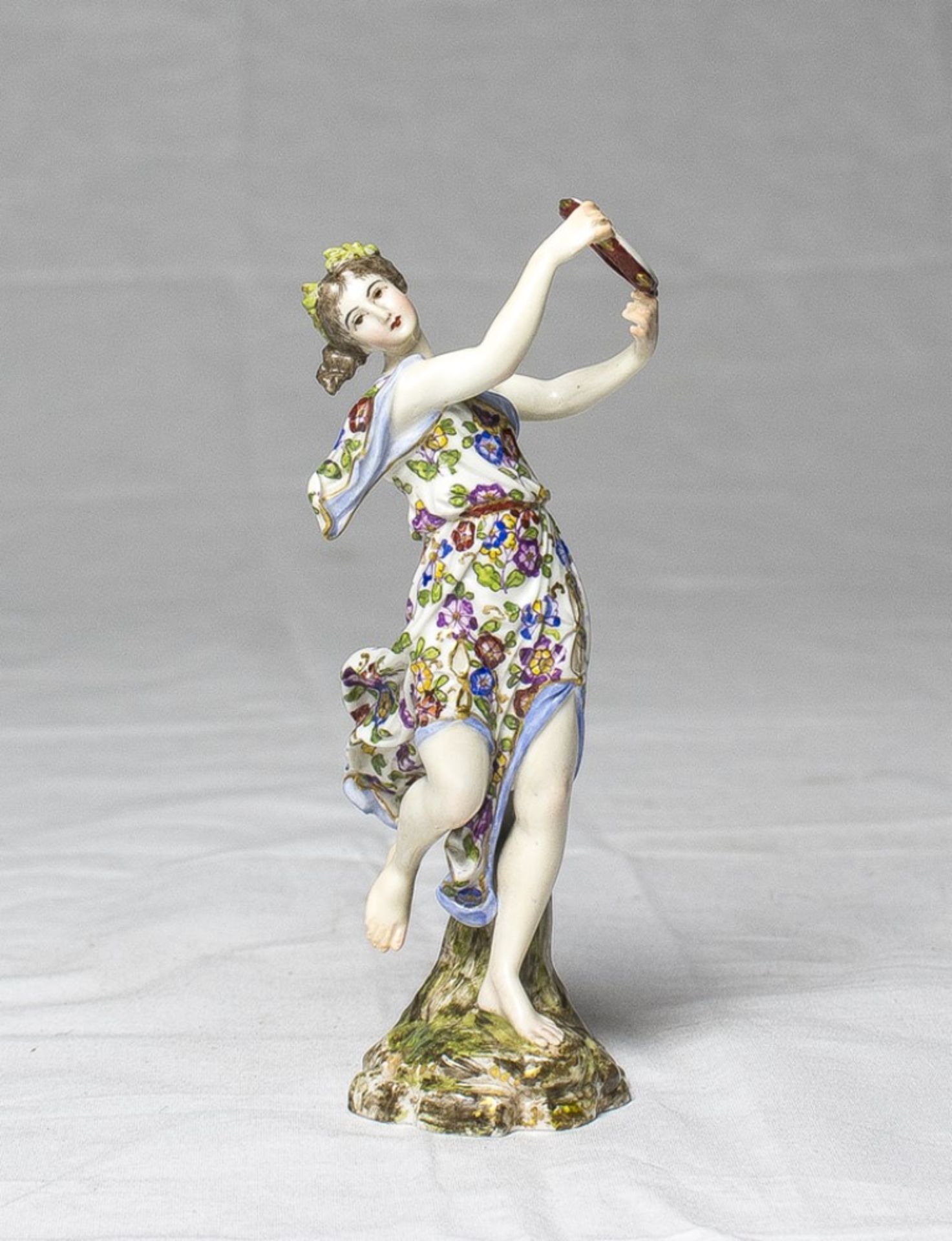 FIGURE IN PORCELAIN, GERMAN BRAND, BEGIN XX CENTURY in polychrome, depicting dancing tambourine.