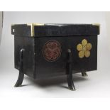 A Japanese laquer wood trunk for Armour. 19th century. Measures cm. 31 x 64 x 48. BAULE PER