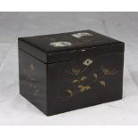 A Japanese laquer wood box for sigar. First half 20th century. Measures cm. 13,5 x 19 x 14,5.