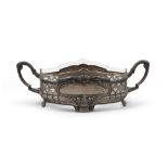 CENTER IN SILVER, PUNZONE BERLIN XIX CENTURY with an oval shape, with large handles embossed with