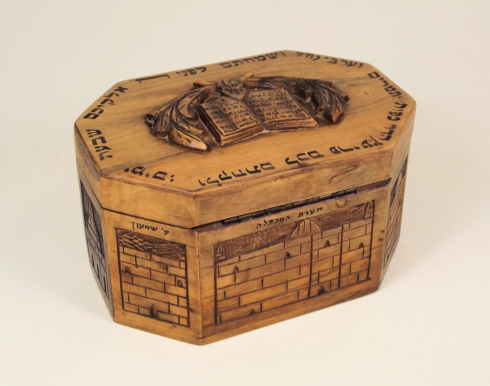 OLIVE WOOD BOX. - Image 2 of 2