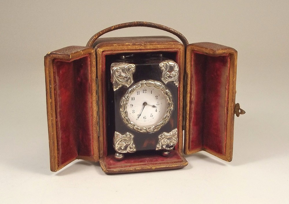 MINIATURE CLOCK.